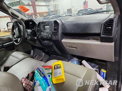 Zdjęcie 8 z 11 samochodu: 2016 FORD F150 VIN:1FTMF1E82GKD37093 - miniatura