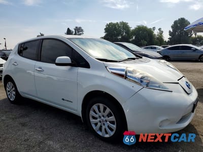 Czwarte zdjęcie samochodu z boku: 2013 NISSAN LEAF S VIN:1N4AZ0CPXDC405649 - miniatura