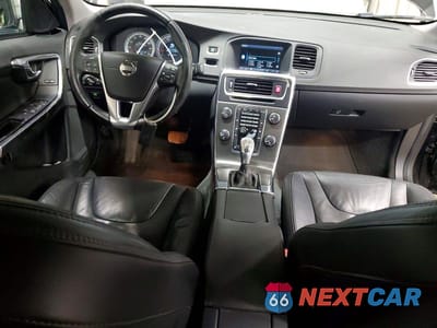 Zdjęcie 8 z 11 samochodu: 2013 VOLVO S60 T5 VIN:YV1612FSXD2203641 - miniatura