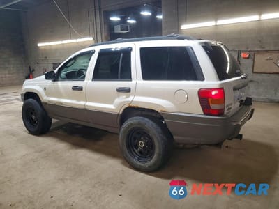 Drugie zdjęcie samochodu z przodu: 2004 JEEP GRAND CHEROKEE LAREDO VIN:1J4GW48S44C378346 - miniatura