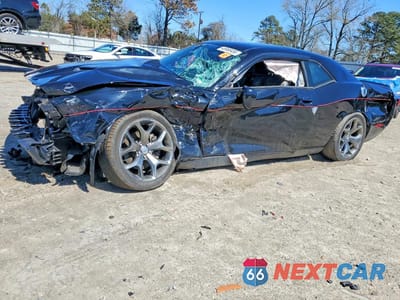 2016 DODGE CHALLENGER SXT 2C3CDZAG2GH289751 - główne zdjęcie licytacji z USA - miniatura