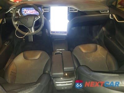 Zdjęcie 8 z 11 samochodu: 2016 TESLA MODEL S VIN:5YJSA1E18GF158918 - miniatura