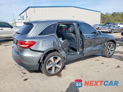 Trzecie zdjęcie samochodu z tyłu: 2019 MERCEDES-BENZ GLC 300 4MATIC VIN:WDC0G4KBXKF490507 - miniatura