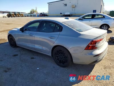 Drugie zdjęcie samochodu z przodu: 2024 VOLVO S60 CORE VIN:7JRL12FK3RG281456 - miniatura