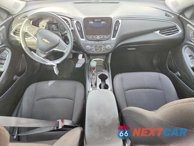 Zdjęcie 8 z 11 samochodu: 2022 CHEVROLET MALIBU RS VIN:1G1ZG5ST0NF109420 - miniatura