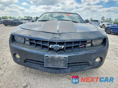 Piąte zdjęcie samochodu w środku: 2012 CHEVROLET CAMARO LT VIN:2G1FB3D30C9117381 - miniatura