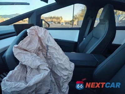 Zdjęcie 7 z 14 samochodu: 2024 TESLA CYBERTRUCK VIN:7G2CEHED2RA005007 - miniatura