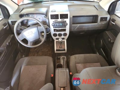 Zdjęcie 8 z 11 samochodu: 2008 JEEP COMPASS SPORT VIN:1J8FT47W98D580347 - miniatura