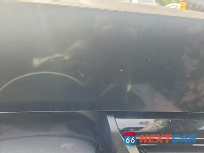 Zdjęcie 9 z 12 samochodu: 2026 BMW 530 XI VIN:WBA53FJ07TCU99894 - miniatura
