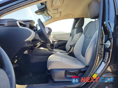 Zdjęcie 7 z 12 samochodu: 2021 TOYOTA COROLLA LE VIN:JTDEPMAE4MJ144556 - miniatura