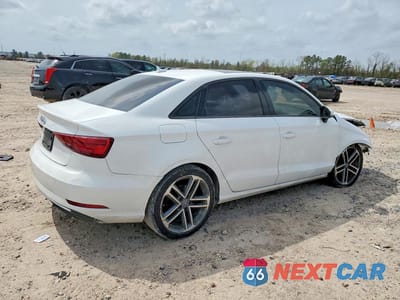 Trzecie zdjęcie samochodu z tyłu: 2017 AUDI A3 PREMIUM VIN:WAUAUGFF4H1040257 - miniatura
