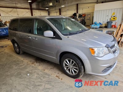 Czwarte zdjęcie samochodu z boku: 2016 DODGE GRAND CARAVAN SE VIN:2C4RDGBGXGR220499 - miniatura
