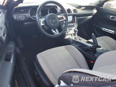 Zdjęcie 8 z 12 samochodu: 2022 FORD MUSTANG VIN:1FA6P8TH9N5127142 - miniatura