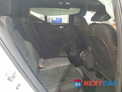 Zdjęcie 11 z 13 samochodu: 2024 VOLVO XC40 PLUS VIN:YV4L12UL6R2355358 - miniatura