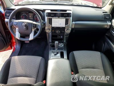 Zdjęcie 8 z 12 samochodu: 2022 TOYOTA 4RUNNER SR5 VIN:JTEMU5JR0N6050140 - miniatura