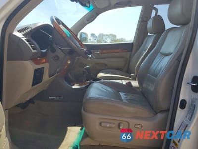 Zdjęcie 7 z 13 samochodu: 2004 LEXUS GX 470 BASE VIN:JTJBT20X540062554 - miniatura