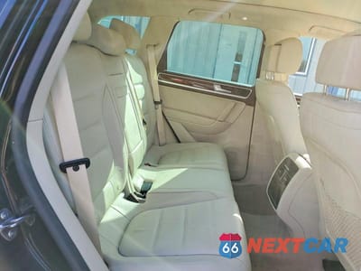 Zdjęcie 11 z 12 samochodu: 2016 VOLKSWAGEN TOUAREG TDI VIN:WVGEP9BP7GD004254 - miniatura
