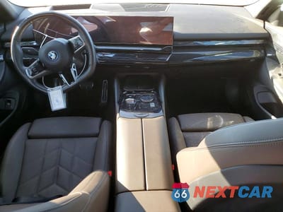 Zdjęcie 8 z 11 samochodu: 2024 BMW I5 EDRIVE 40 VIN:WBY33FK02RCP52202 - miniatura
