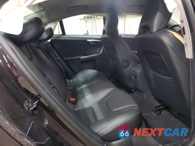 Zdjęcie 10 z 11 samochodu: 2013 VOLVO S60 T5 VIN:YV1612FSXD2203641 - miniatura