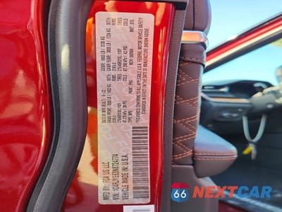 Zdjęcie 14 z 14 samochodu: 2022 JEEP GRAND CHEROKEE SUMMIT 4XE VIN:1C4RJYE63N8724774 - miniatura
