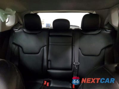 Zdjęcie 10 z 13 samochodu: 2019 JEEP COMPASS LIMITED VIN:3C4NJDCBXKT854376 - miniatura