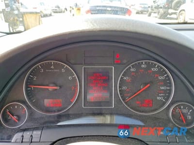 Zdjęcie 9 z 11 samochodu: 2005 AUDI A4 1.8T VIN:WAUJC68E95A111434 - miniatura