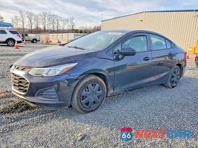 2019 CHEVROLET CRUZE LS 1G1BC5SM0K7148374 - główne zdjęcie licytacji z USA - miniatura