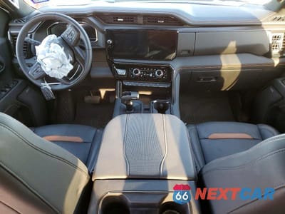 Zdjęcie 8 z 12 samochodu: 2024 GMC SIERRA K1500 AT4 VIN:3GTUUEE82RG416125 - miniatura