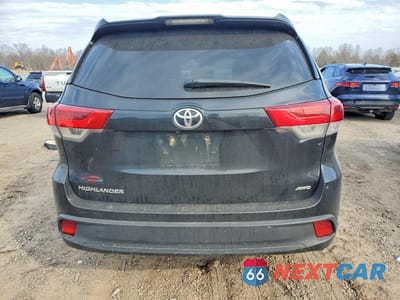 Zdjęcie 6 z 12 samochodu: 2019 TOYOTA HIGHLANDER LE VIN:5TDBZRFH6KS743486 - miniatura