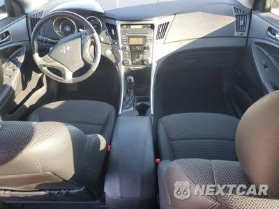 Zdjęcie 8 z 13 samochodu: 2012 HYUNDAI SONATA SE VIN:5NPEC4ACXCH363653 - miniatura