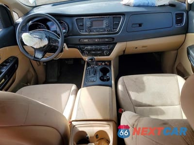 Zdjęcie 8 z 13 samochodu: 2016 KIA SEDONA LX VIN:KNDMB5C16G6086869 - miniatura