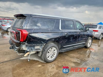 Trzecie zdjęcie samochodu z tyłu: 2022 GMC YUKON XL K1500 SLT VIN:1GKS2GKD9NR281508 - miniatura