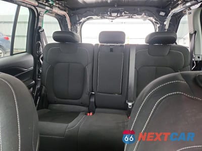 Zdjęcie 10 z 14 samochodu: 2023 JEEP GRAND CHEROKEE LAREDO VIN:1C4RJHAG4PC575192 - miniatura
