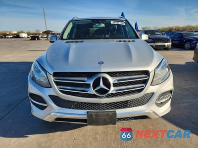 Piąte zdjęcie samochodu w środku: 2016 MERCEDES-BENZ GLE 350 VIN:4JGDA5JB5GA695930 - miniatura