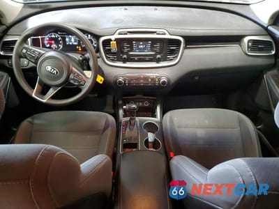 Zdjęcie 8 z 13 samochodu: 2016 KIA SORENTO LX VIN:5XYPG4A36GG135238 - miniatura