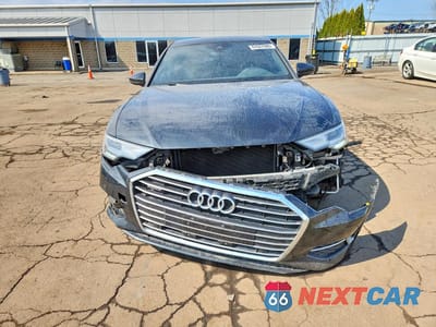 Piąte zdjęcie samochodu w środku: 2019 AUDI A6 PREMIUM VIN:WAUD8AF26KN125581 - miniatura