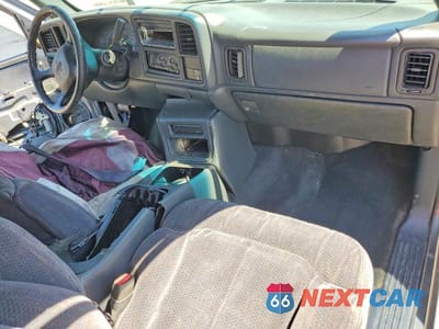 Zdjęcie 8 z 11 samochodu: 1999 CHEVROLET SILVERADO C1500 VIN:1GCEC19T5XE241467 - miniatura