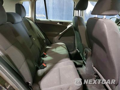 Zdjęcie 11 z 13 samochodu: 2012 VOLKSWAGEN TIGUAN S VIN:WVGCV7AXXCW504703 - miniatura