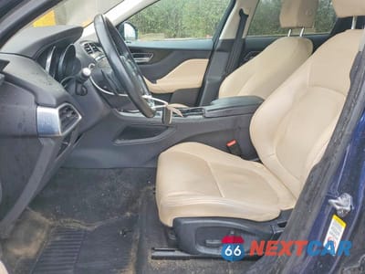 Zdjęcie 7 z 12 samochodu: 2017 JAGUAR F-PACE PREMIUM VIN:SADCJ2BN3HA492791 - miniatura
