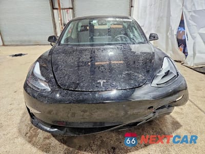 Piąte zdjęcie samochodu w środku: 2022 TESLA MODEL 3 VIN:5YJ3E1EA4NF369636 - miniatura