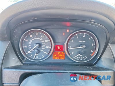 Zdjęcie 9 z 12 samochodu: 2015 BMW X1 XDRIVE28I VIN:WBAVL1C55FVY34784 - miniatura