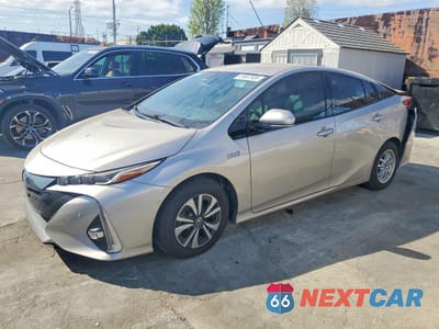 2018 TOYOTA PRIUS PRIME ADVANCED JTDKARFP2J3075281 - główne zdjęcie licytacji z USA - miniatura