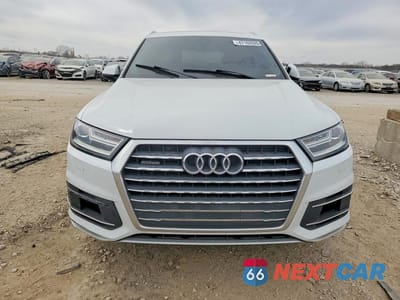 Piąte zdjęcie samochodu w środku: 2017 AUDI Q7 PREMIUM PLUS VIN:WA1LAAF72HD037697 - miniatura
