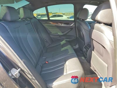 Zdjęcie 10 z 12 samochodu: 2018 BMW 530E VIN:WBAJA9C55JB249510 - miniatura