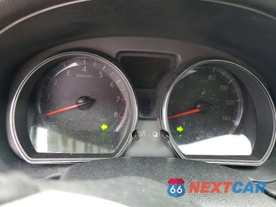 Zdjęcie 9 z 12 samochodu: 2017 NISSAN VERSA 1.6 S VIN:3N1CN7AP9HL852190 - miniatura