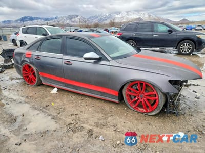 Czwarte zdjęcie samochodu z boku: 2014 AUDI S6 VIN:WAUF2AFC7EN095790 - miniatura