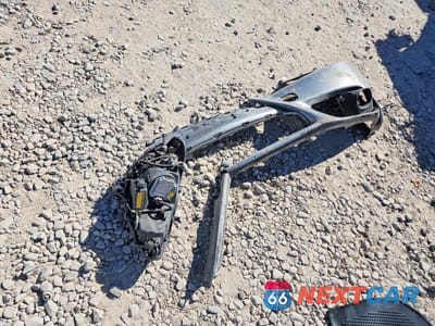 Zdjęcie 12 z 12 samochodu: 2016 LEXUS IS 200T BASE VIN:JTHBA1D29G5031363 - miniatura