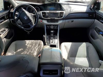 Zdjęcie 8 z 12 samochodu: 2013 HONDA ACCORD EXL VIN:1HGCR3F8XDA010182 - miniatura
