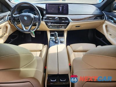 Zdjęcie 7 z 11 samochodu: 2021 BMW 530 I VIN:WBA53BH04MCF88101 - miniatura