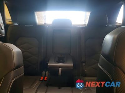 Zdjęcie 10 z 13 samochodu: 2025 VOLKSWAGEN ATLAS CROSS SPORT SE VIN:1V2WE2CA8SC200118 - miniatura